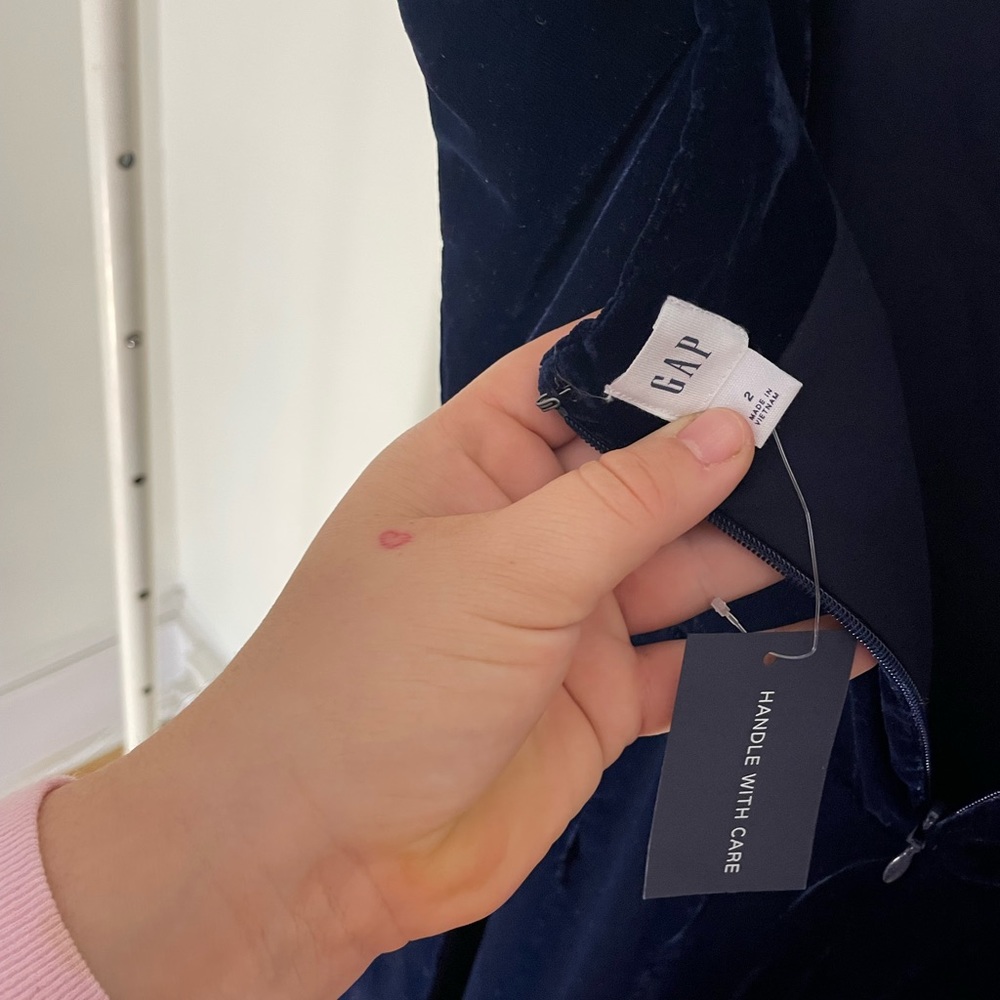NAVY BLUE NWT GAP ROMPER